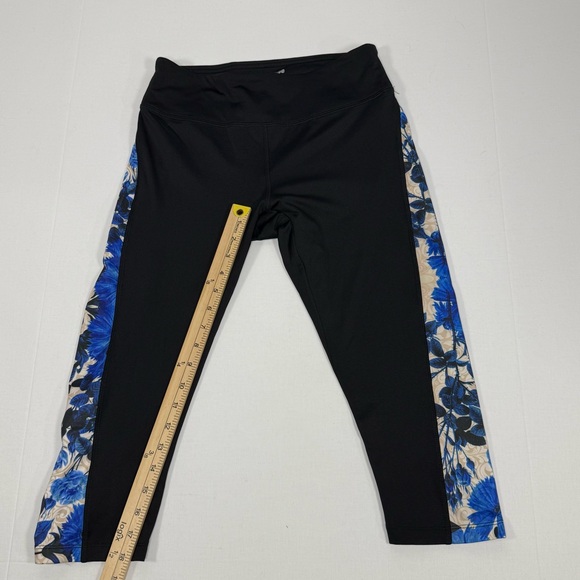 Floral Side Panel LuLaRoe Black Blue Cream Leggings Size M Medium - Picture 8 of 8